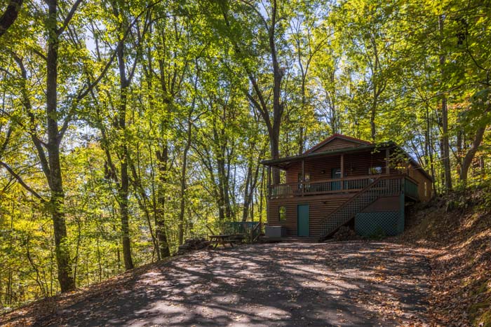 Big Oak Cabin Hocking Hills Ohio rental