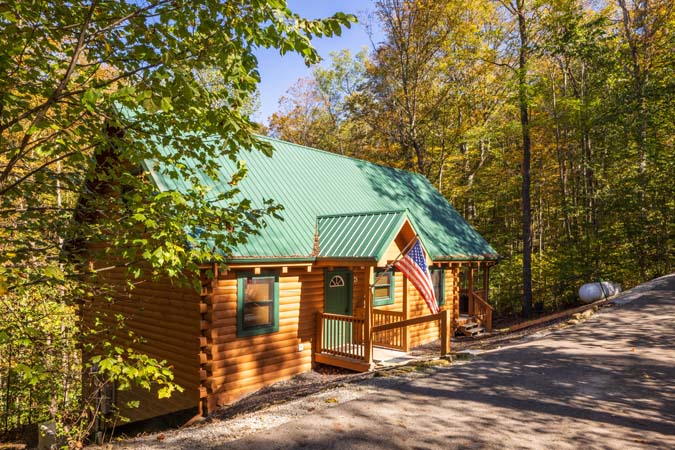 Natural wood finishes throughout Cardinal Cabin