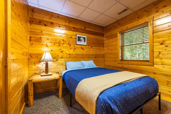 Cardinal Cabin ideal for families and friends