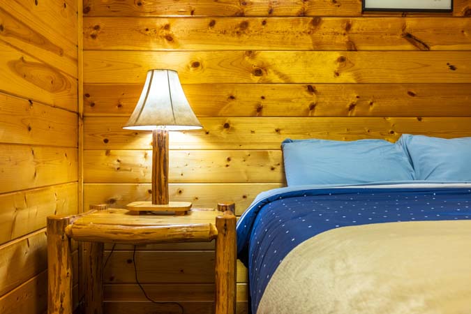 Steep driveway leading to Cardinal Cabin