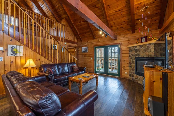 Fully equipped kitchen at Chickadee Cabin in Hocking Hills Ohio