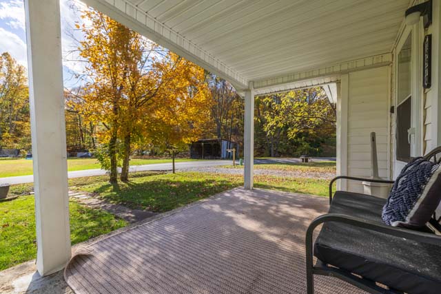 Country Cottage cozy interior details