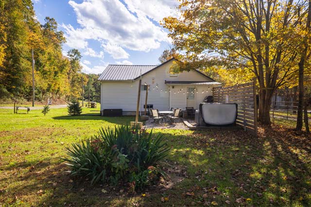 Country Cottage exterior property view
