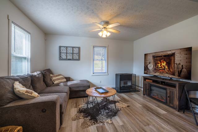 Country Cottage modern rental features