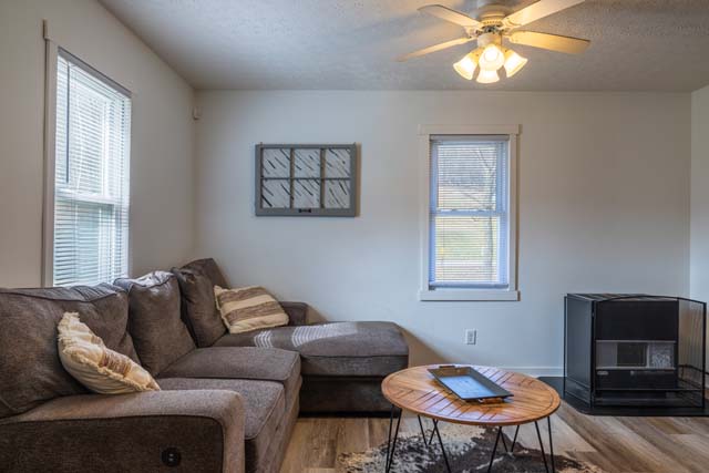 Country Cottage bedroom and decor