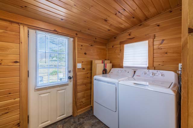 Country Cottage additional interior view