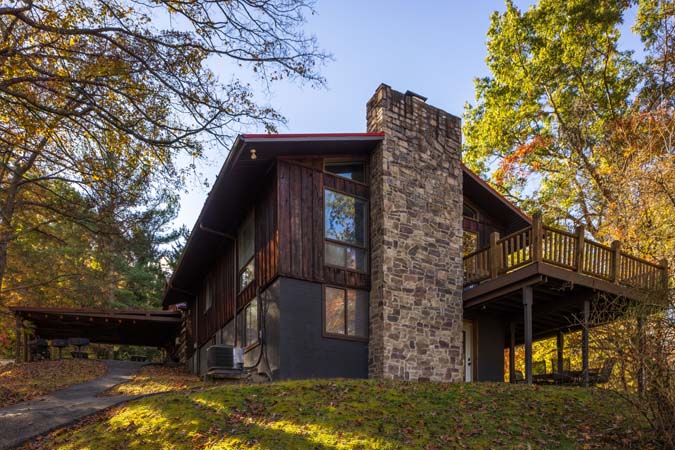 Peaceful hillside retreat at High Point Lodge