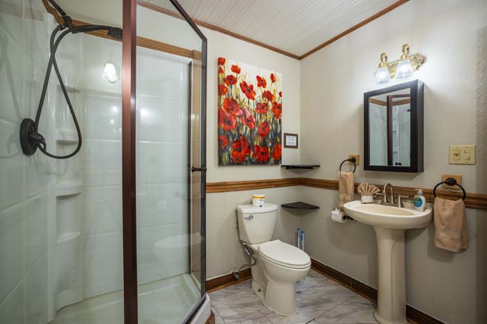 Private land with wooded trails and quiet surroundings