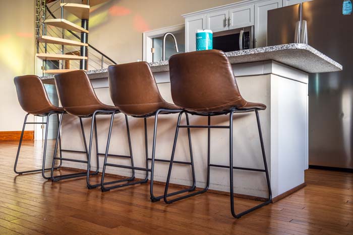 Evening ambiance with outdoor lighting at Dragonfly Inn