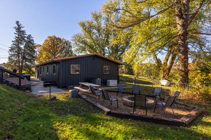 Secluded stay near attractions at Onyx Outpost