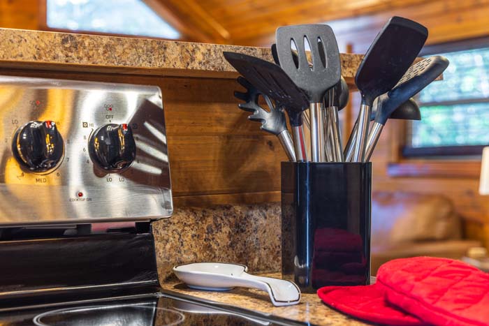 Pet friendly Hocking Hills cabin