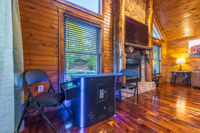 Outdoor relaxation area at cabin