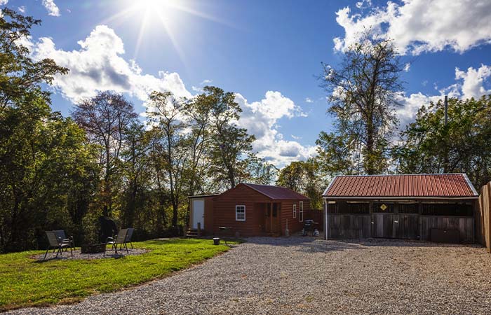 Bigfoot's Lair Bigfoots Lair cabin with flat driveway in Hocking Hills Ohio