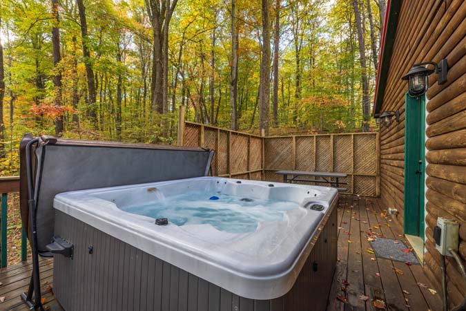 Big Oak Cabin part of multi cabin retreat in Hocking Hills Ohio