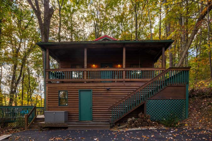 Living room at Big Oak Cabin with futon and Smart TV in Hocking Hills Ohio