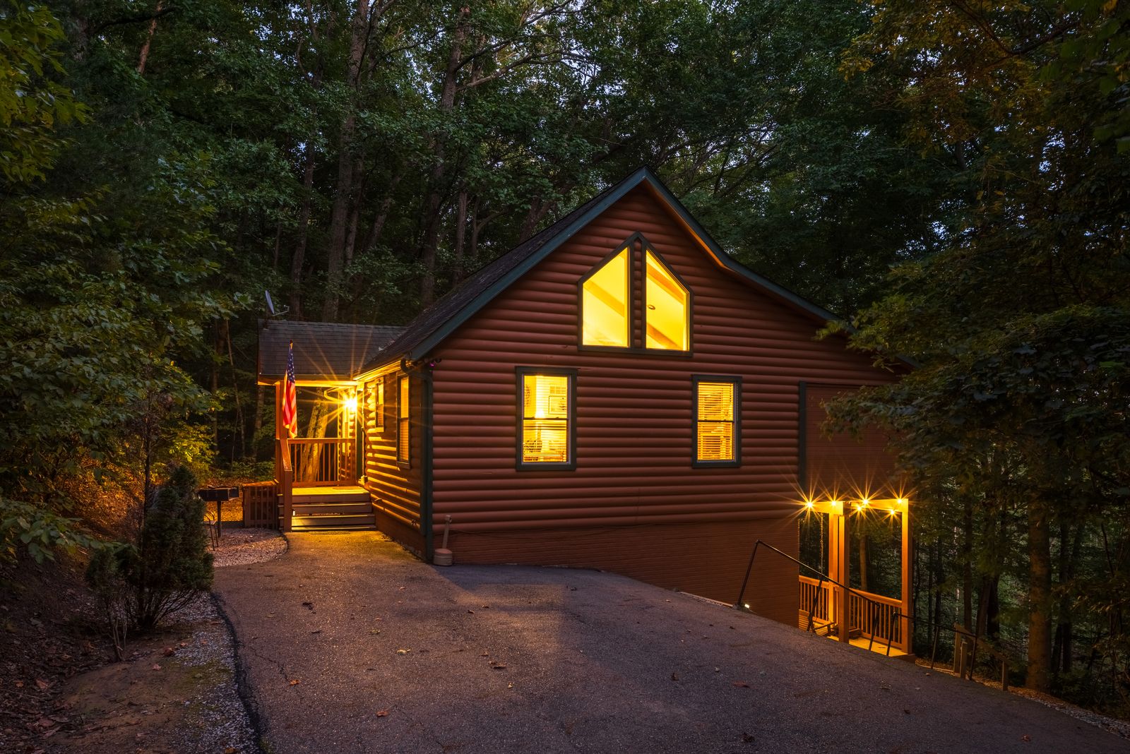 Bluebird Cabin in Hocking Hills Ohio, photo 52 of 57