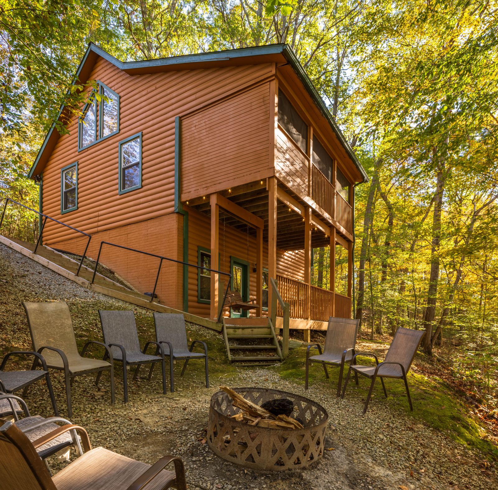 Bluebird Cabin in Hocking Hills Ohio, photo 6 of 57