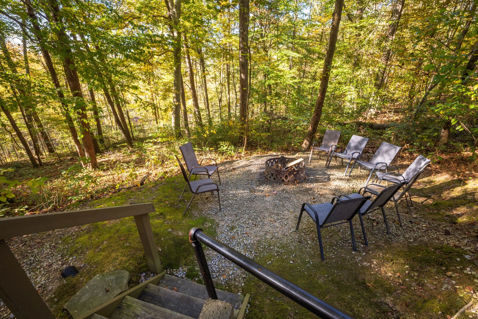 Bluebird Cabin in Hocking Hills Ohio, photo 8 of 57