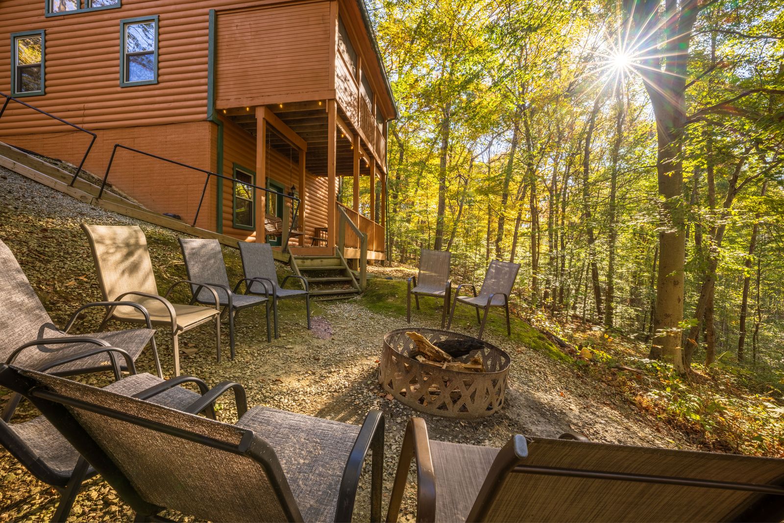 Bluebird Cabin in Hocking Hills Ohio, photo 9 of 57