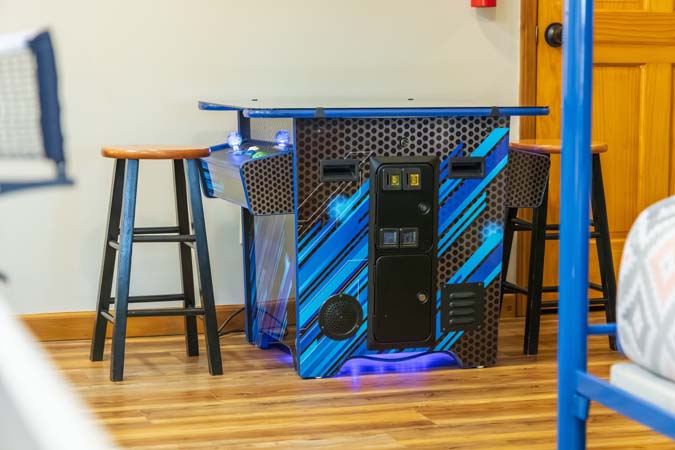 Secluded cabin stay at Bluebird Cabin in Hocking Hills Ohio