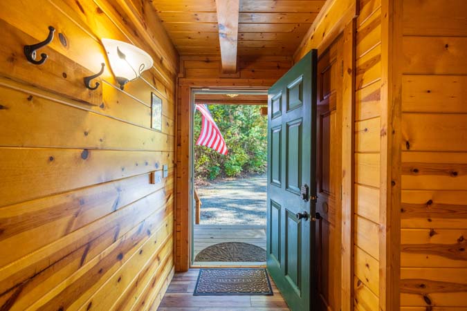 Gas fireplace detail at Catbird Cabin