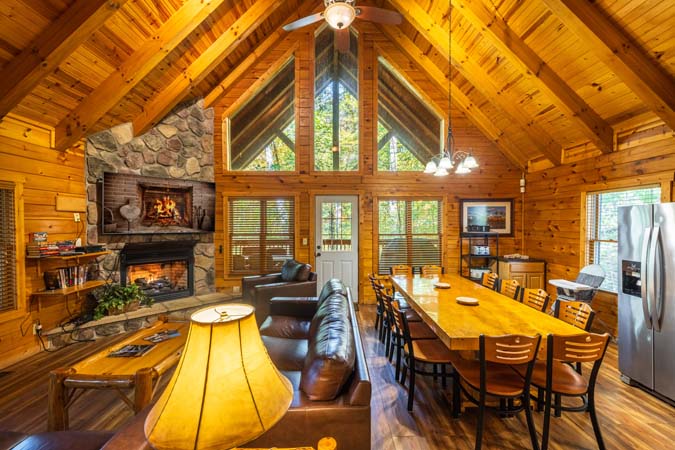 Kitchen and dining layout at Catbird Cabin