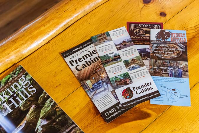 Bedroom with two queen beds at Catbird Cabin