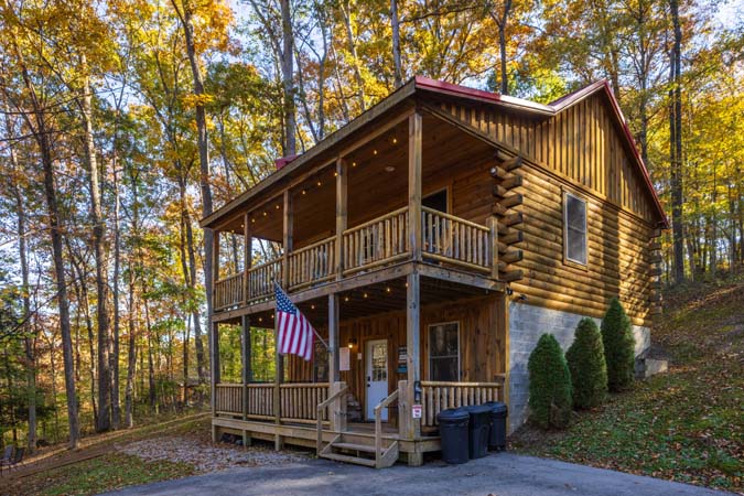 Charming Little Pine Cabin near Old Mans Cave in Hocking Hills Ohio
