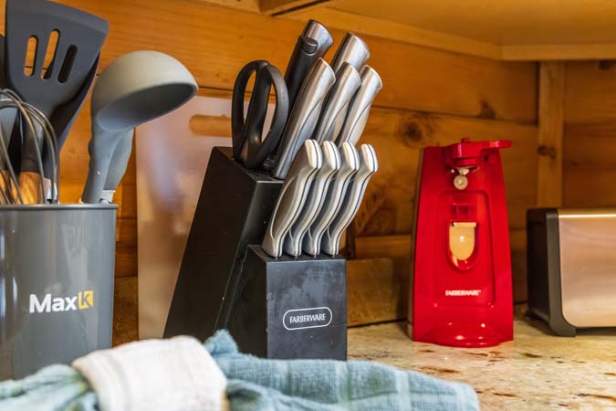 Steep driveway leading to Little Pine Cabin